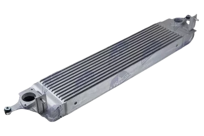 Intercooler, chladič plnicího vzduchu NISSAN JUKE (F15) (10-) 1.5 DCI, RENAULT CLIO III (05-) 1.2 TCE, MODUS (04-) 1.2 TCE